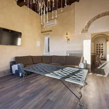 Torre Benci By Mmega Apartamento Florencia